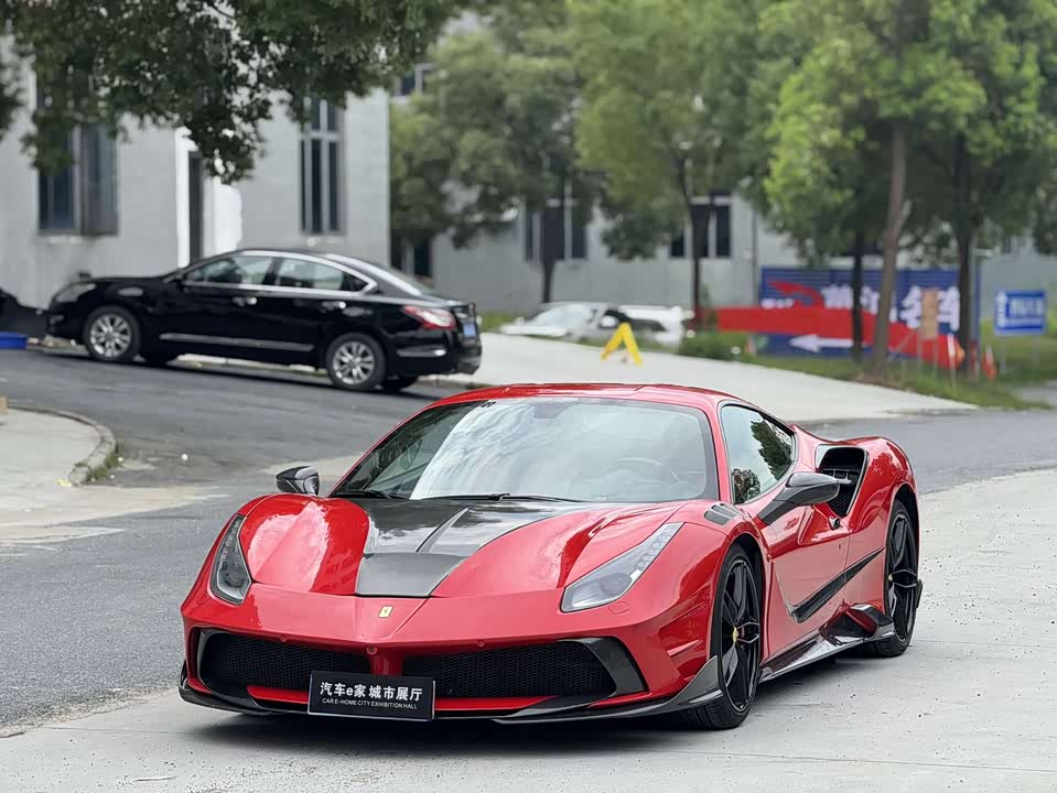 Ferrari 488