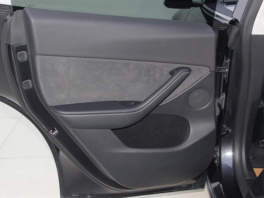 Tesla Model Y Tesla Model Y