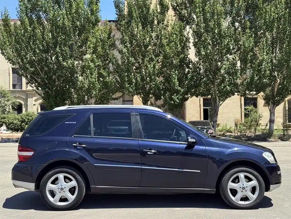 Mercedes-Benz M class