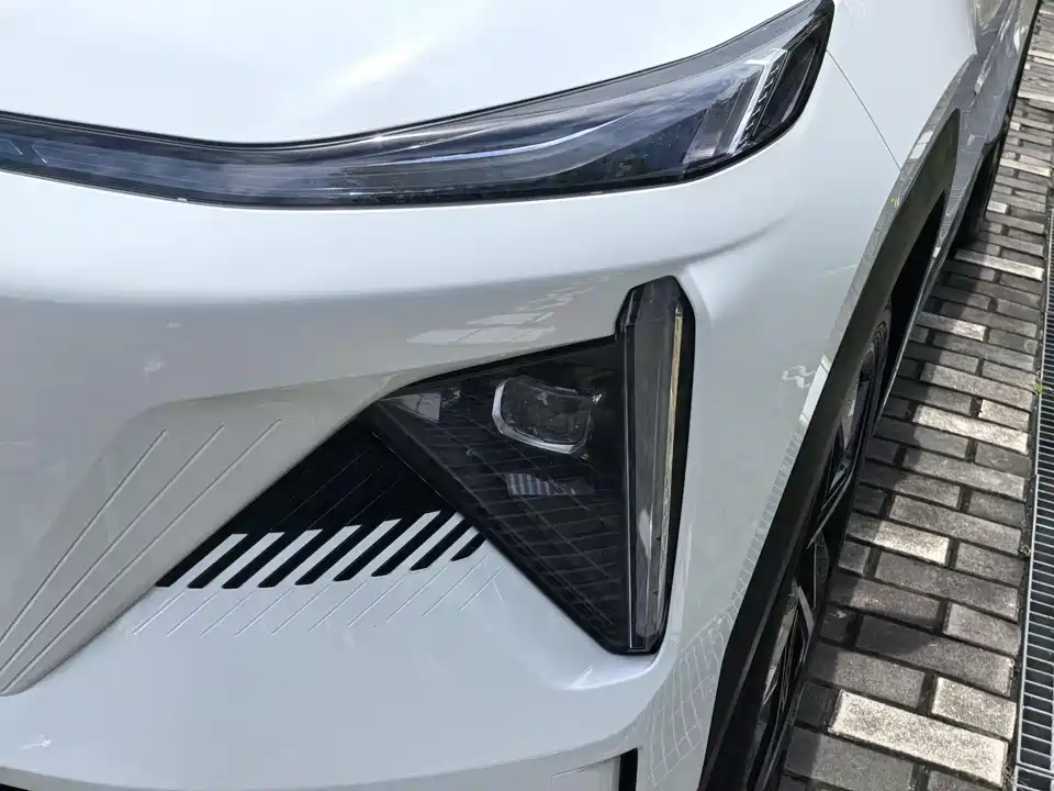 Geely Galaxy Galaxy L7