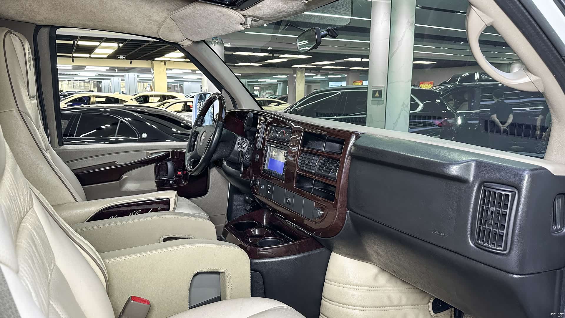 GMC SAVANA, 2016 12