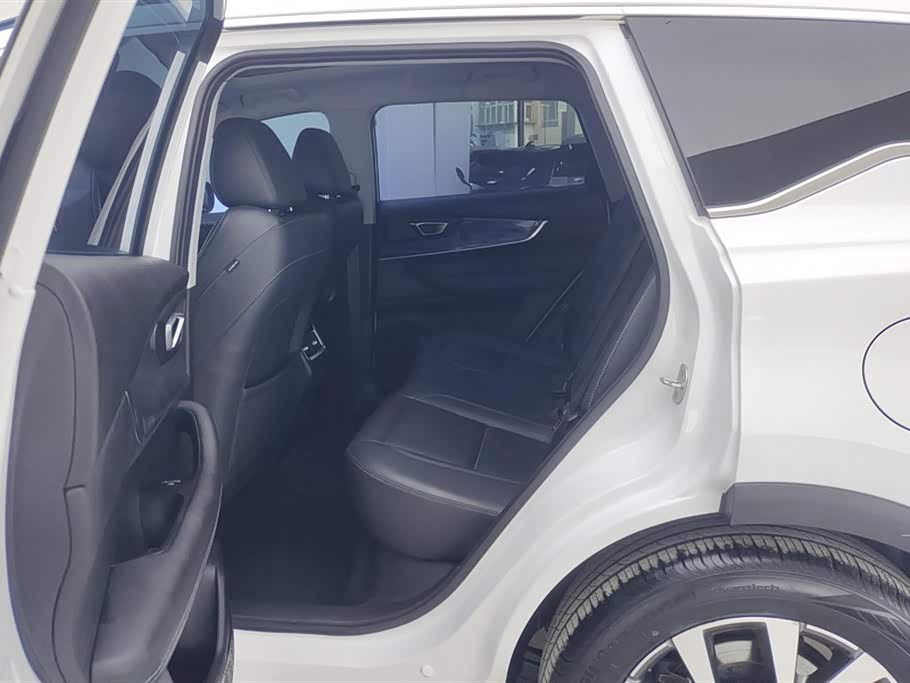 Chery Tiggo 7 PLUS Chery Tiggo 7 PLUS