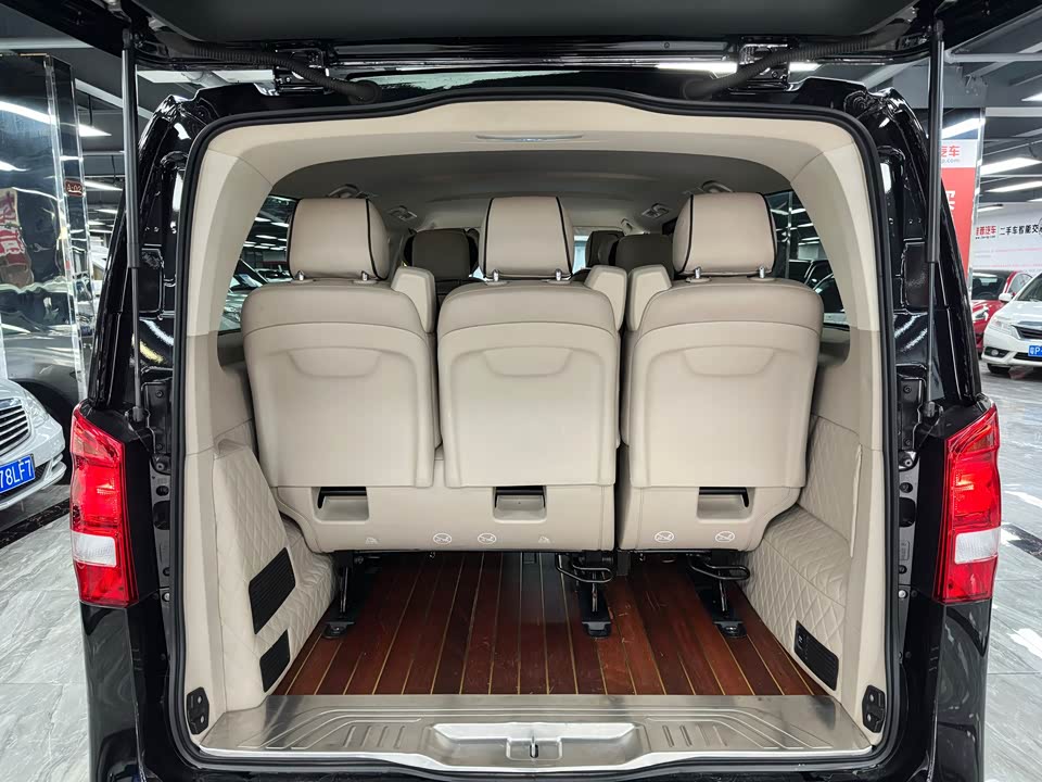 Mercedes-Benz Vito Mercedes-Benz Vito