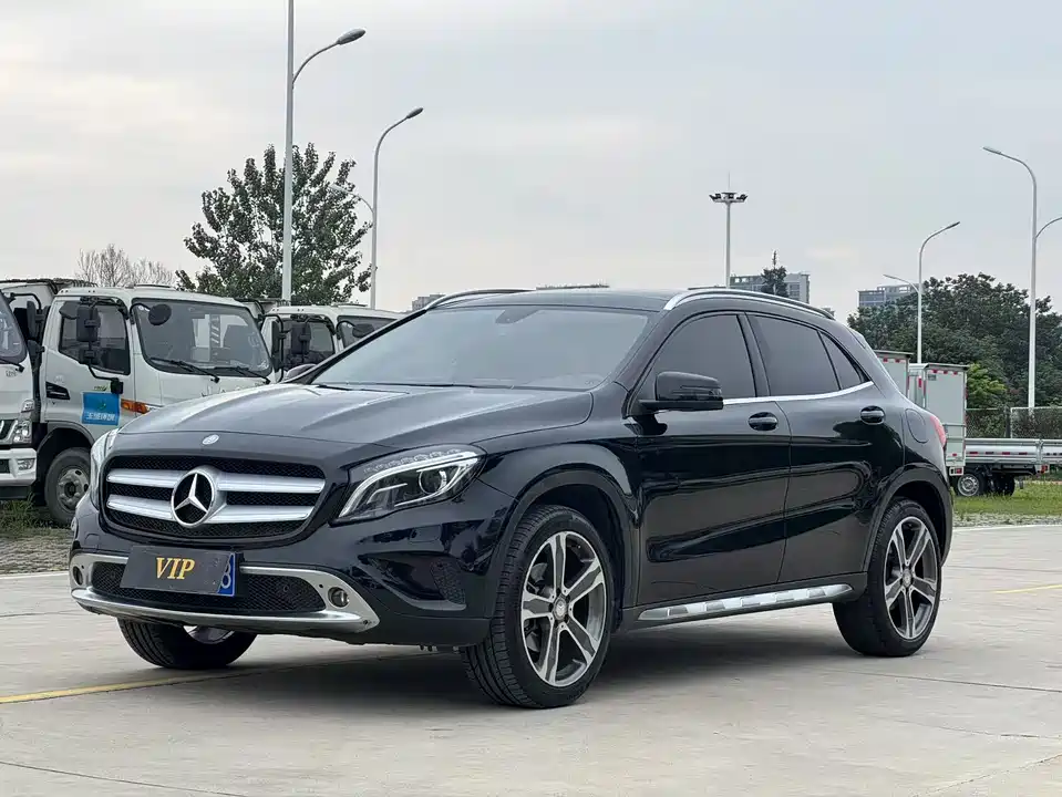 Mercedes-Benz GLA