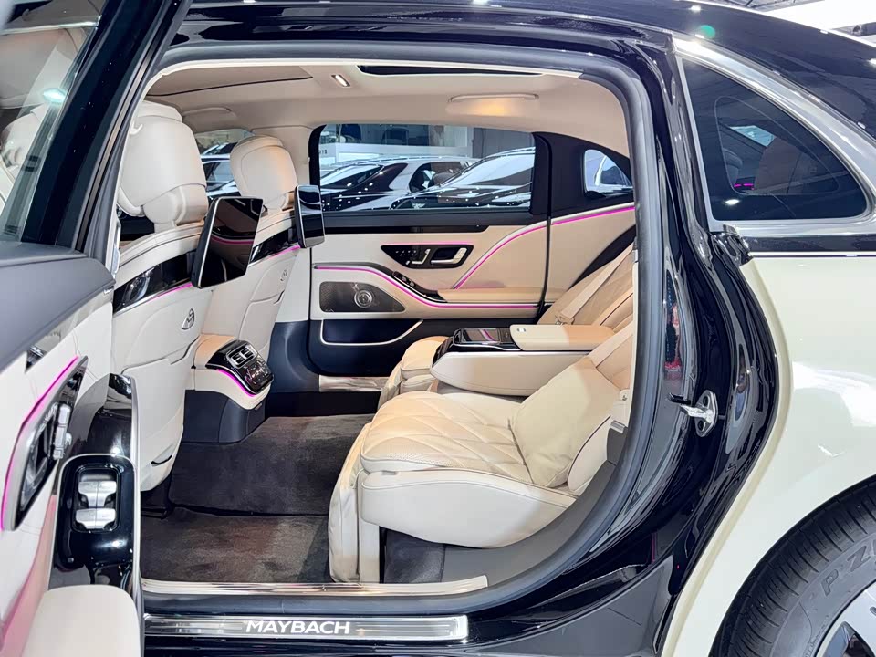Mercedes-Benz Maybach S-class