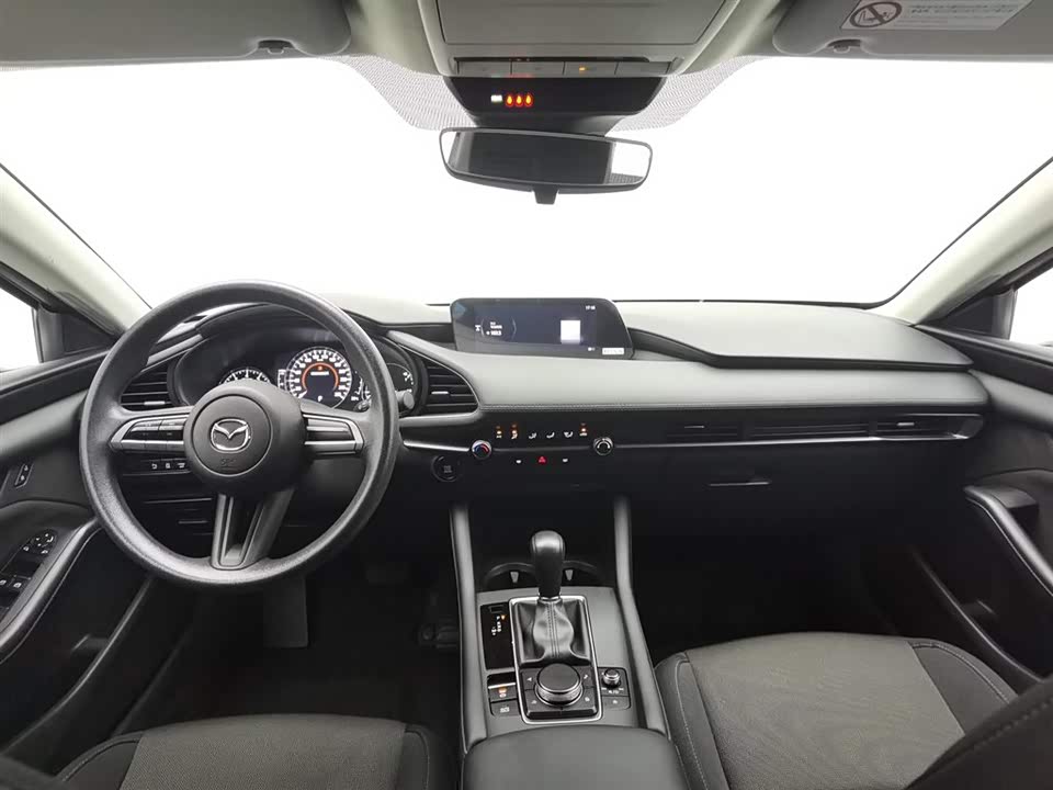 Mazda 3 Angkesaila