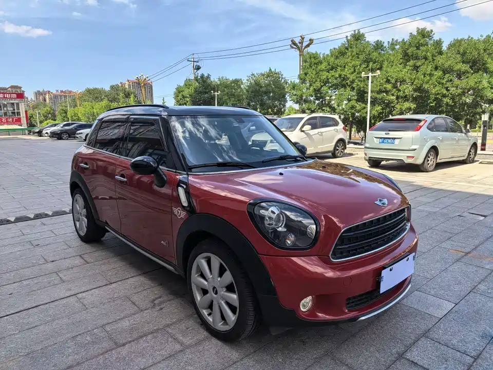 MINI COUNTRYMAN