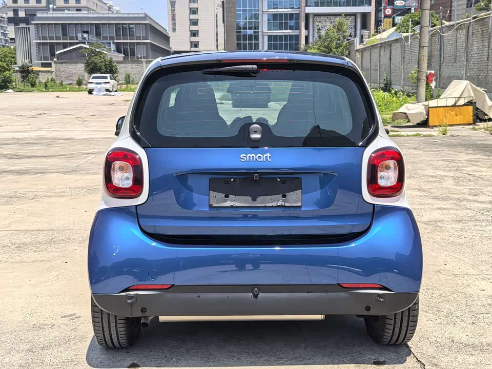 smart fortwo smart fortwo