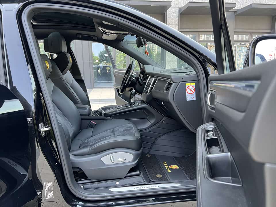 Porsche Macan Porsche Macan