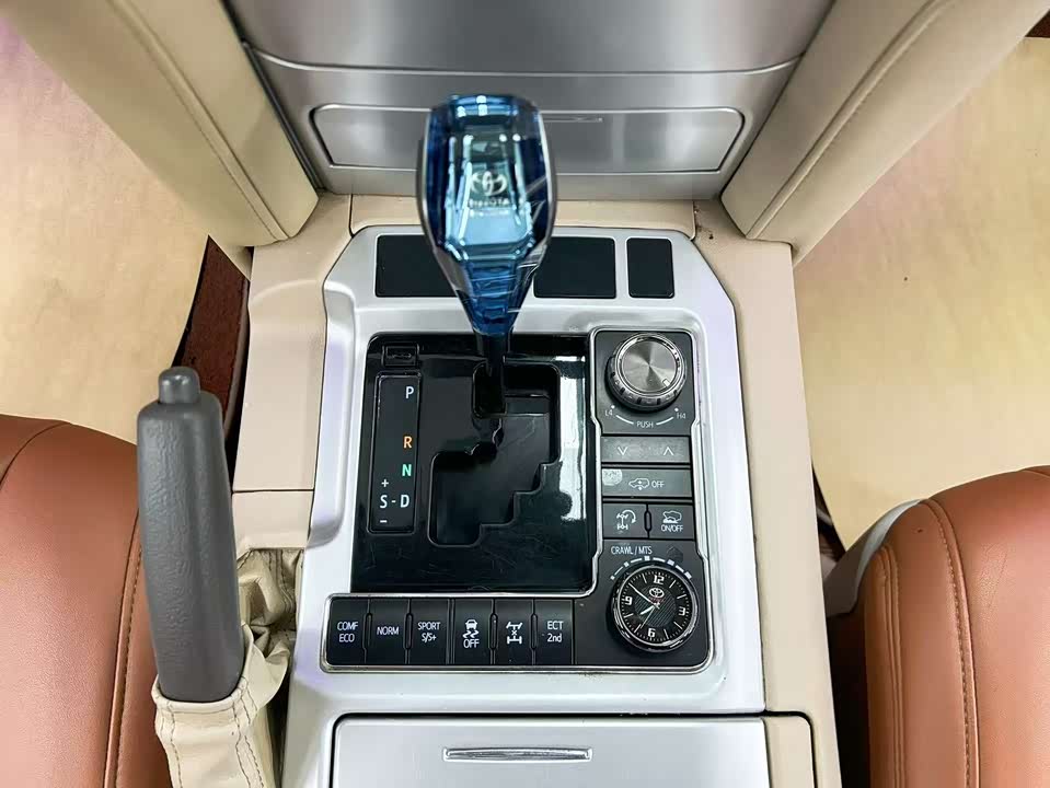 Toyota Land Cruiser Toyota Land Cruiser