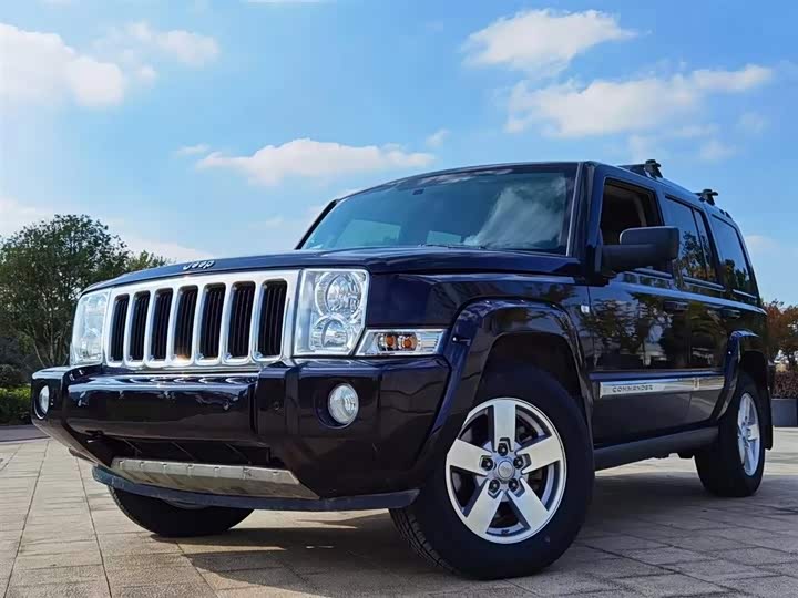 指挥官经典 2008款 5.7 hemi