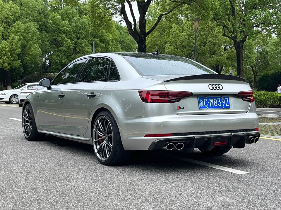 Audi S4 Audi S4