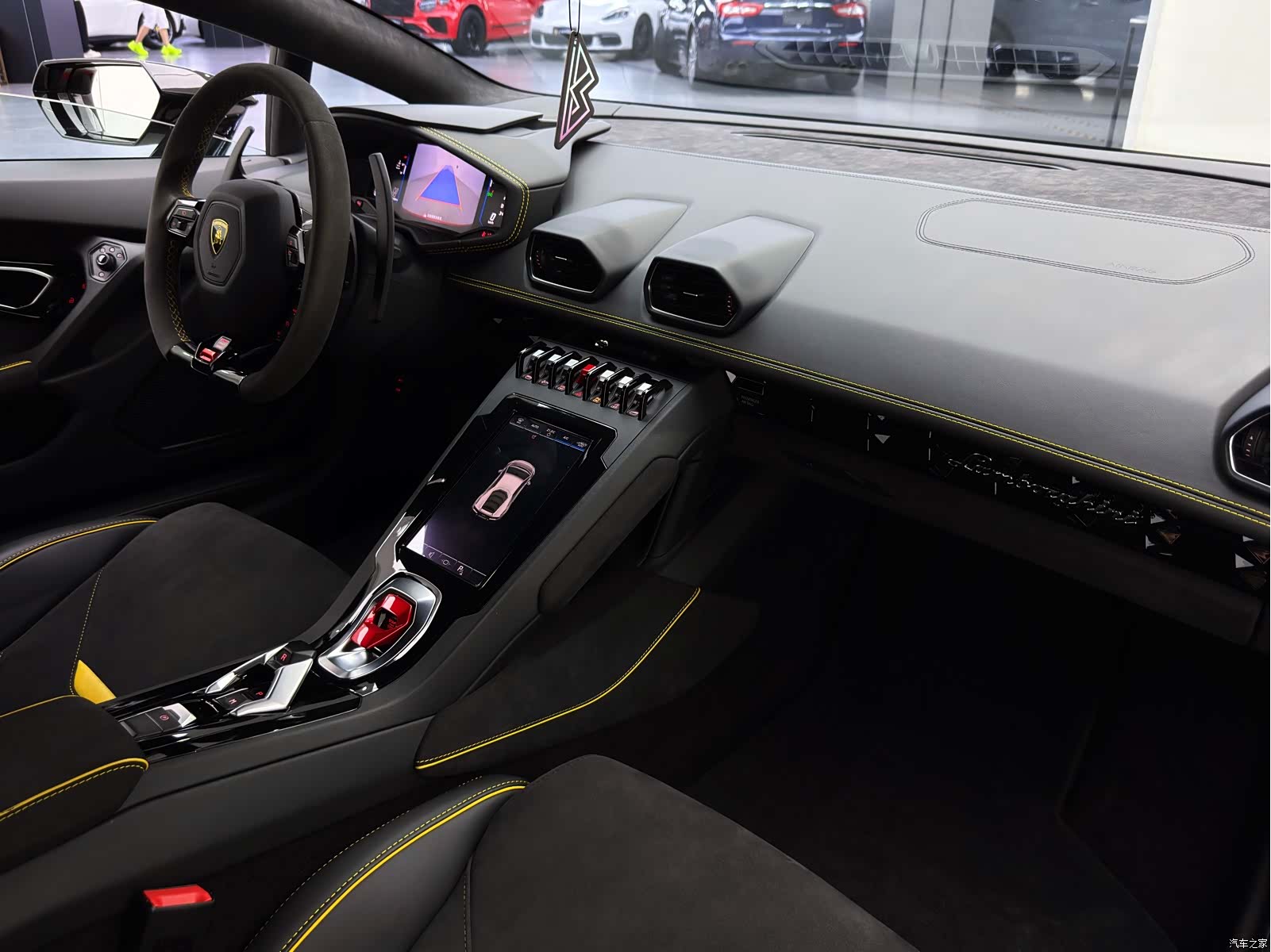 Lamborghini Huracán, 2022 17