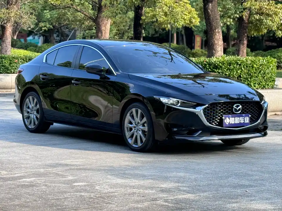 Mazda 3 Angkesaila