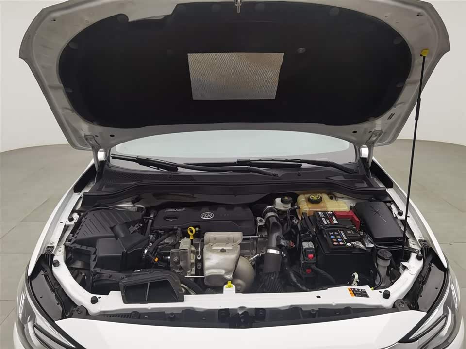 Buick Yinglang
