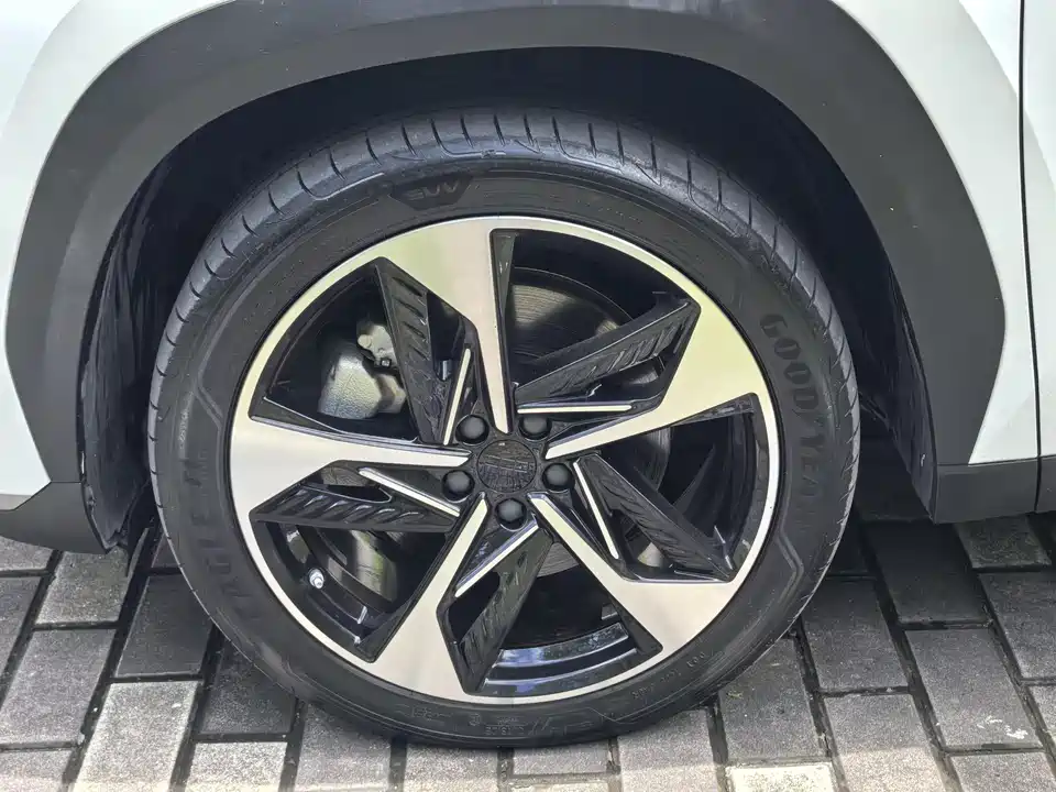 Geely Galaxy Galaxy L7