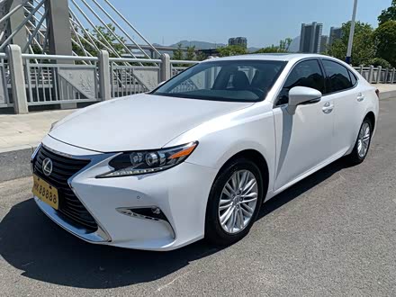 雷克萨斯es 2015款 250 典雅版