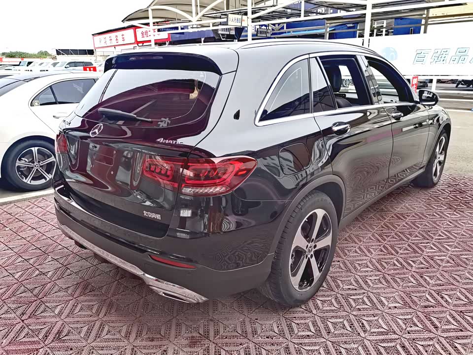 Mercedes-Benz GLC Mercedes-Benz GLC