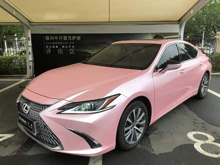 雷克萨斯es 2018款 300h 卓越版 国v