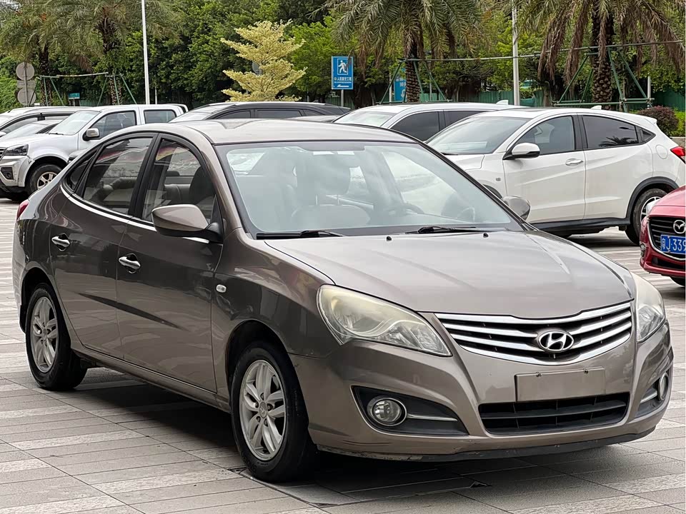 Hyundai Yuedong