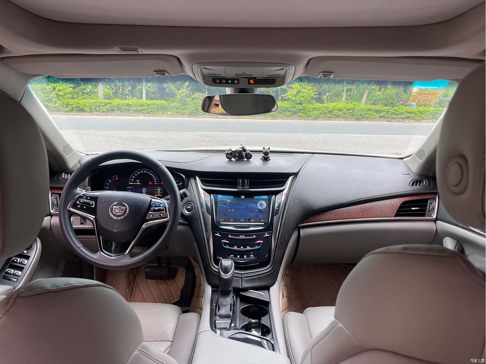 Cadillac CTS, 2015 все фото