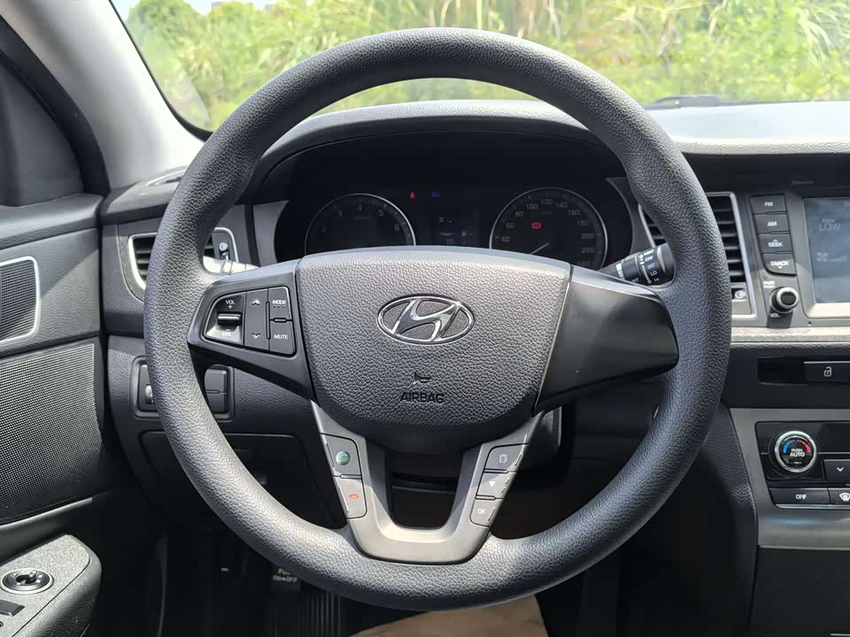 Hyundai Name picture Hyundai Name picture