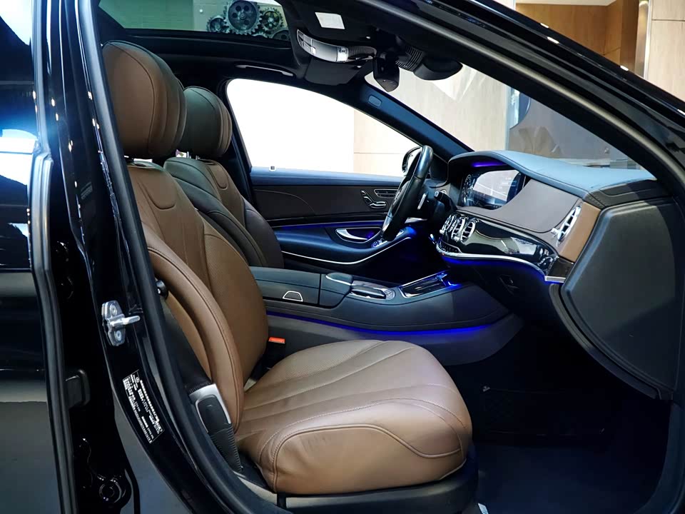 Mercedes-Benz S-class Mercedes-Benz S-class