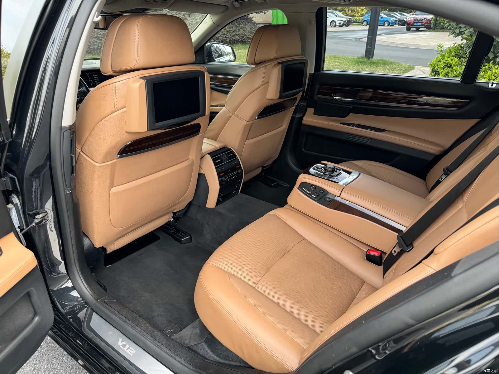 BMW 7 Series, 2013 8