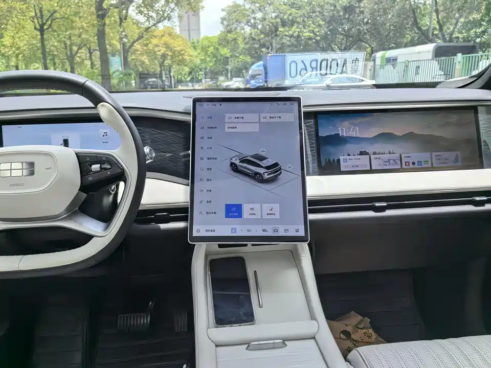 Geely Galaxy Galaxy L7