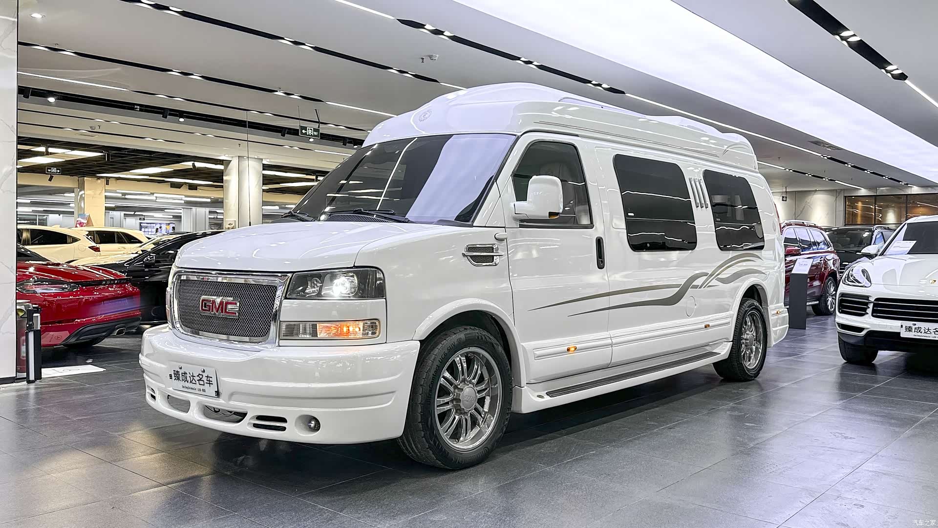 GMC SAVANA, 2016 1