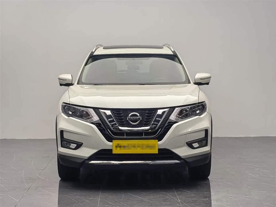 Nissan Qijun