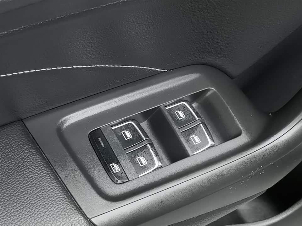 Roewe i6 Roewe i6