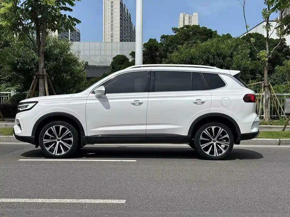 Roewe RX5 MAX
