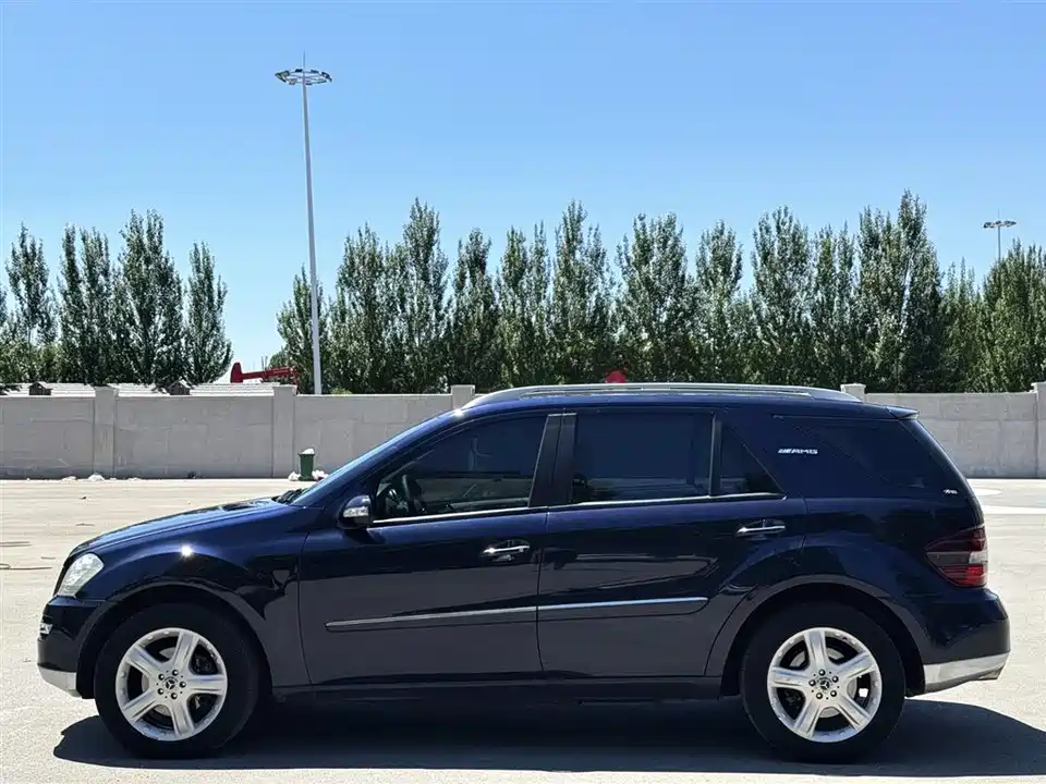 Mercedes-Benz M class