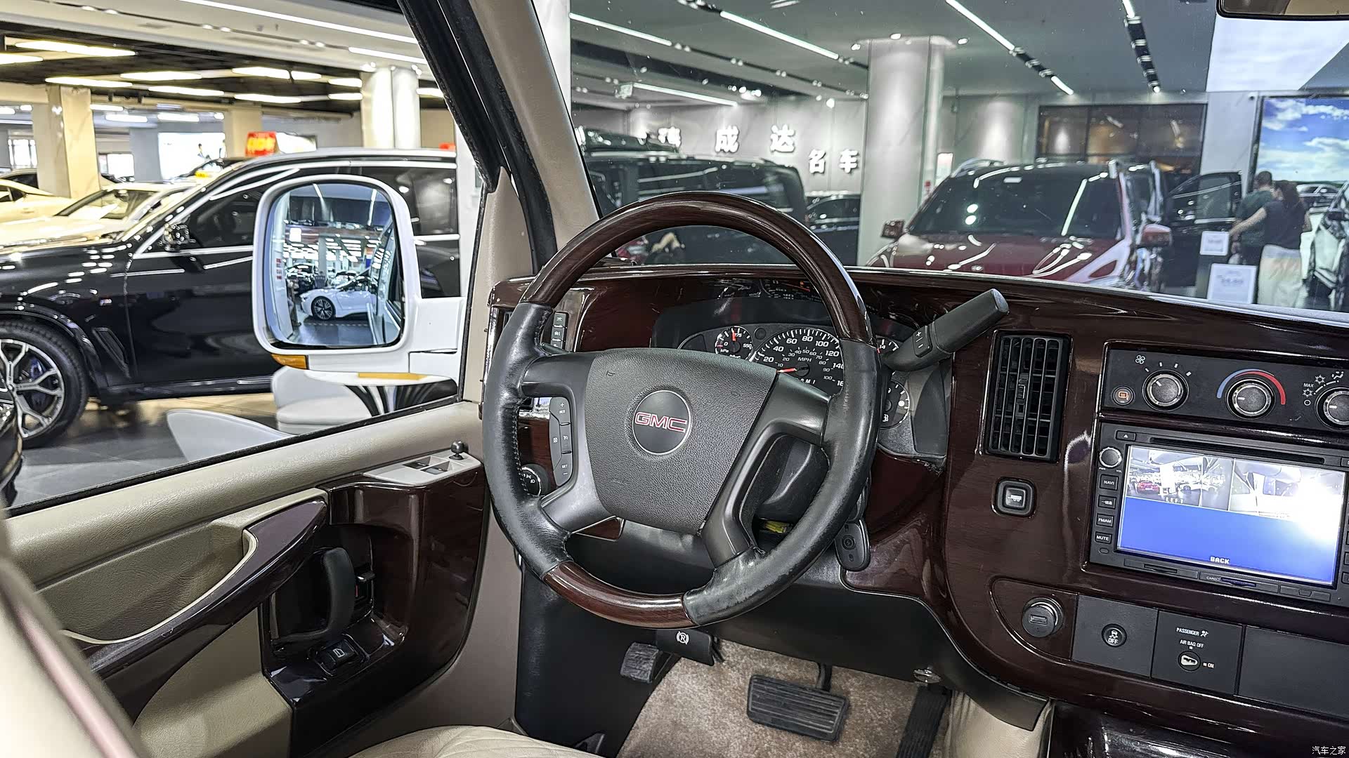 GMC SAVANA, 2016 14