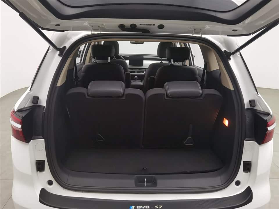 BYD Song MAX