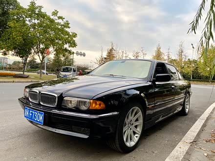 宝马7系 2000款 728il