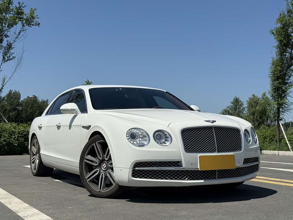 Bentley Flying