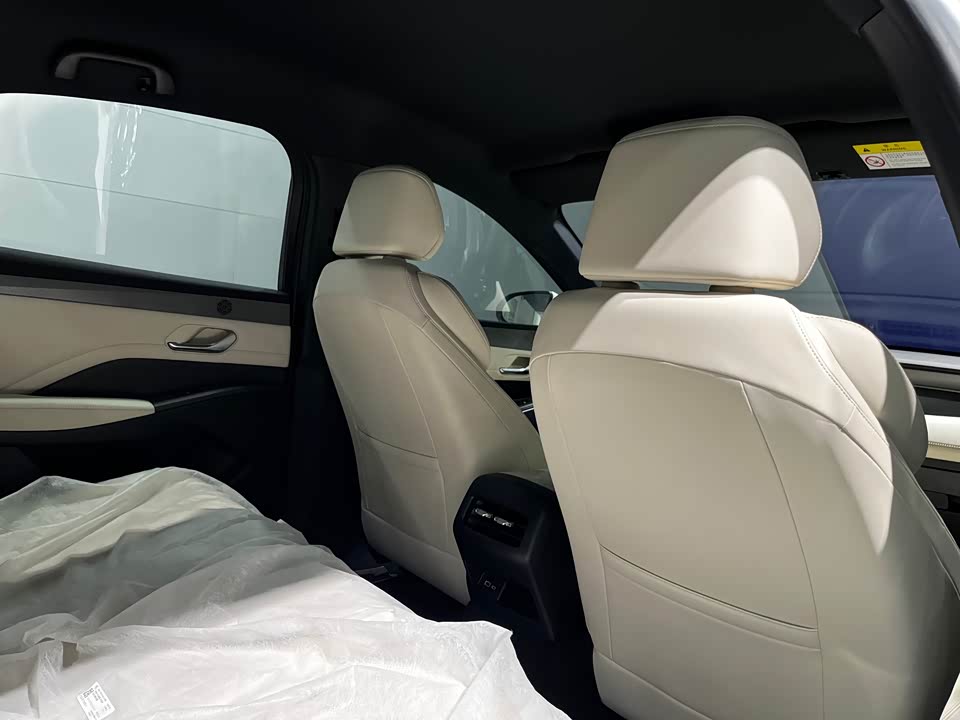 BYD Qin Yuan BYD Qin Yuan