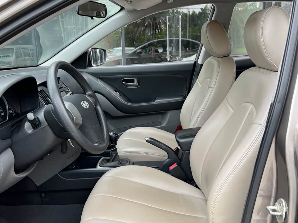 Hyundai Yuedong