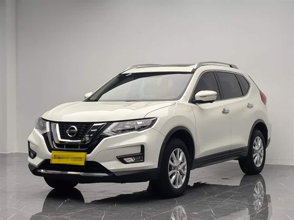 Nissan Qijun