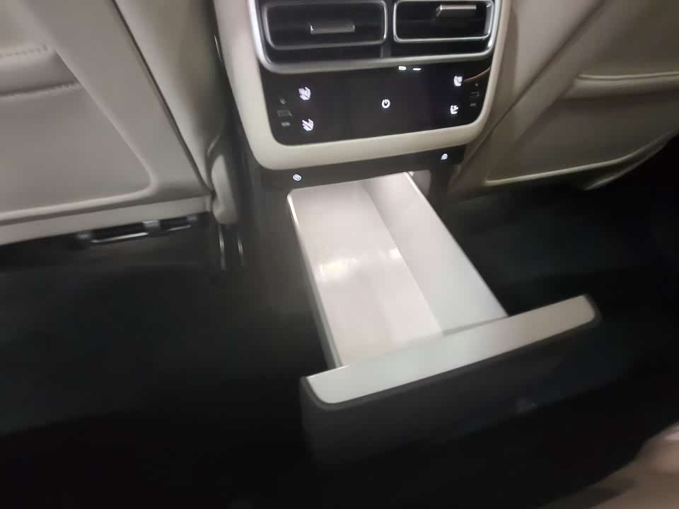 Li Auto Ideal L6 Li Auto Ideal L6