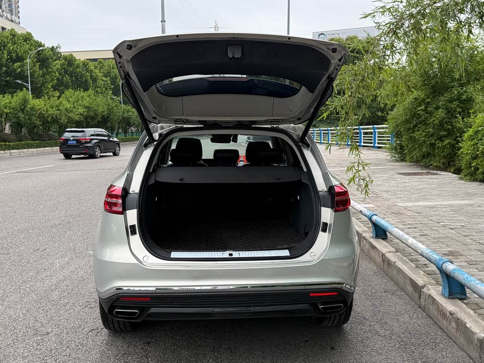Hongqi HS5 Hongqi HS5