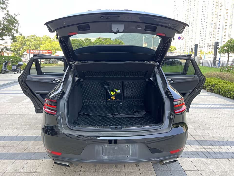 Porsche Macan Porsche Macan