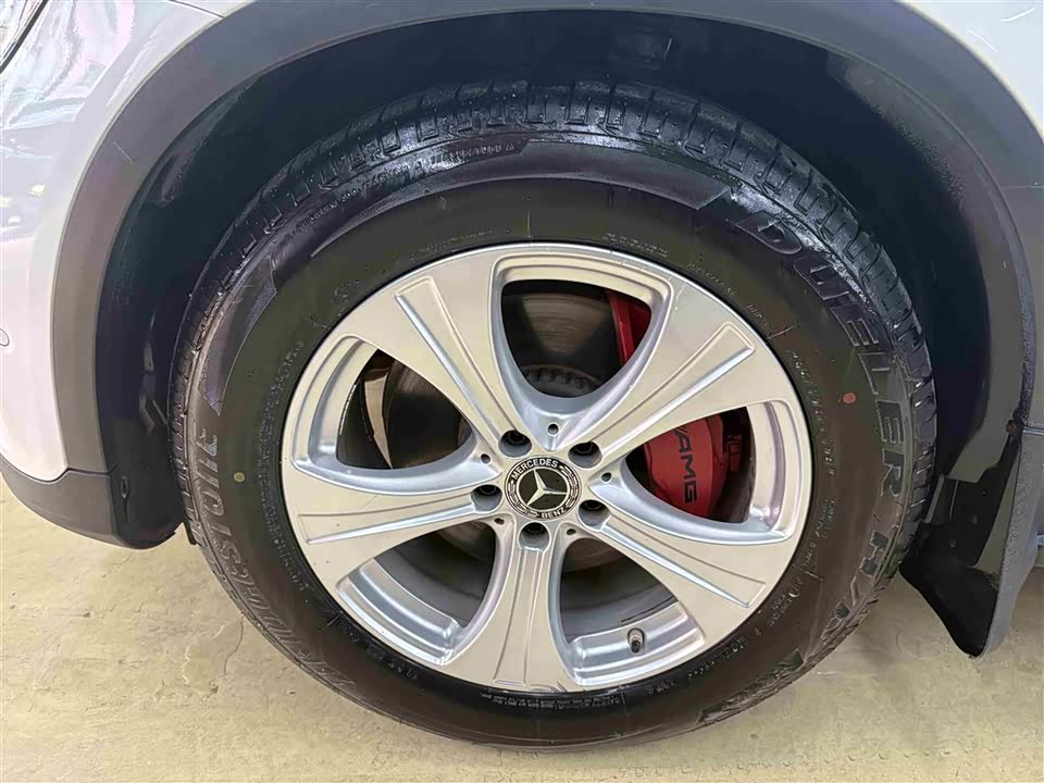 Mercedes-Benz GLC Mercedes-Benz GLC