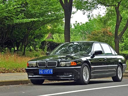 宝马7系 2000款 4.4l 自动
