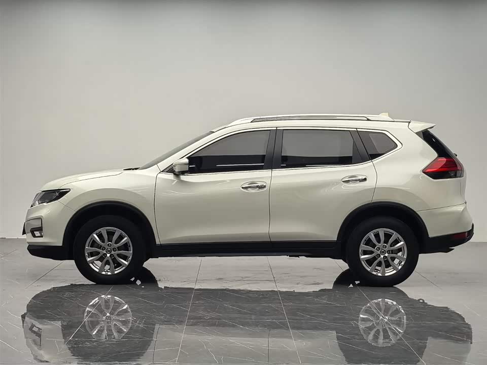 Nissan Qijun