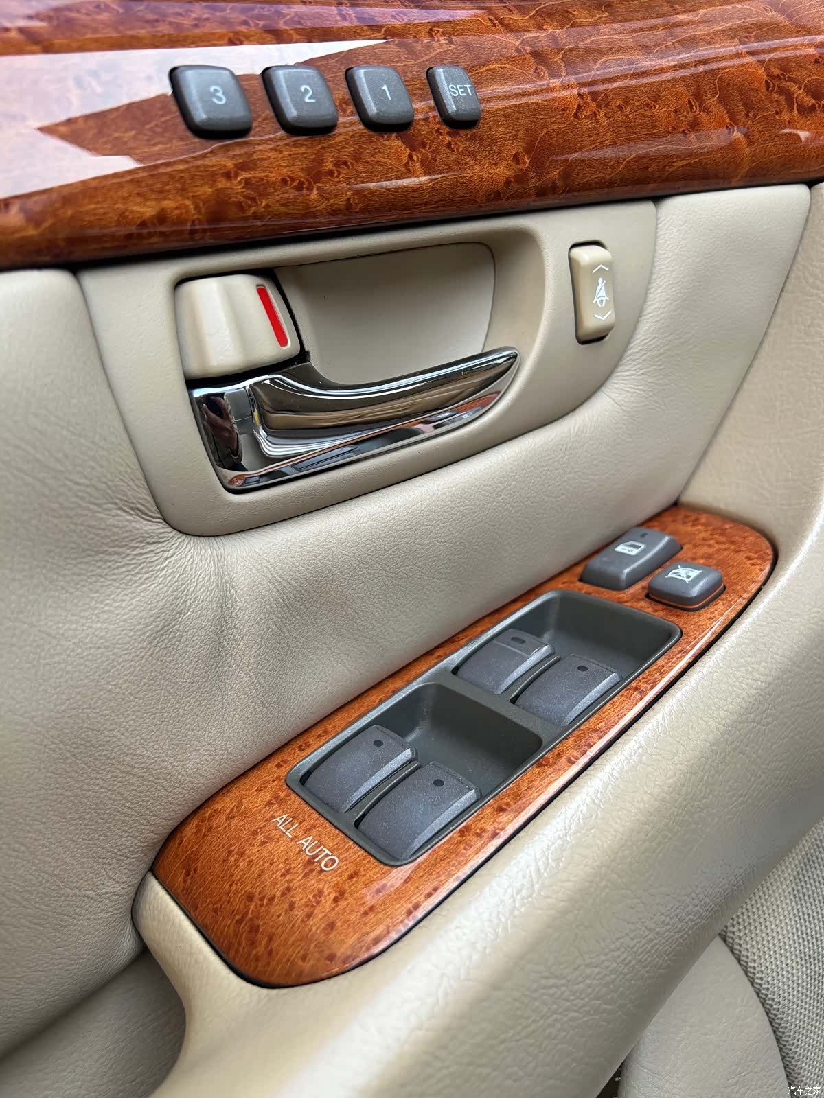 Lexus LS, 2005 9