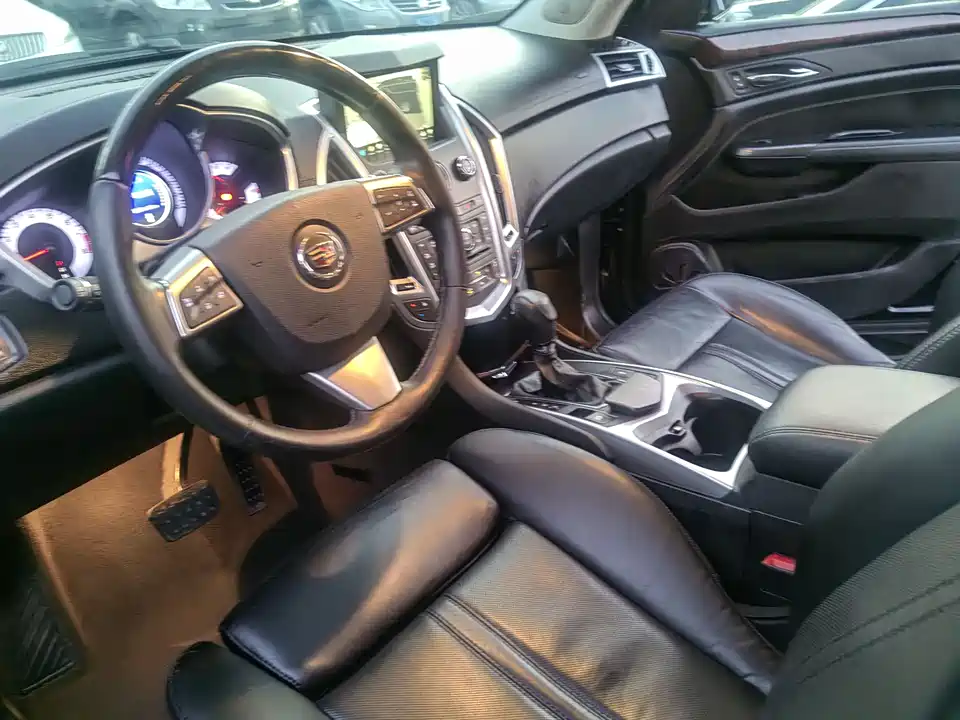 Cadillac SRX