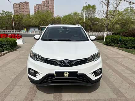 东南dx3 2018款 1.5l 手动尊贵型